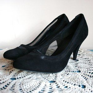 Call it Spring Black and Suede Mesh Pointy Toed Heels Size 9